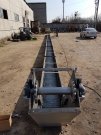 Скребковый конвейер подачи угля и забора золы